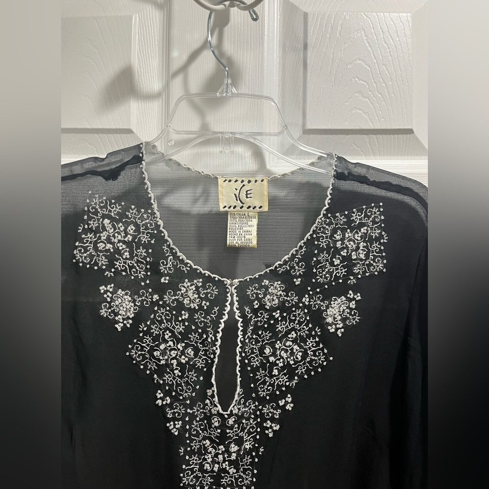 Blouse and skirt set